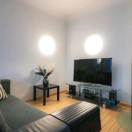 Barons Apartment