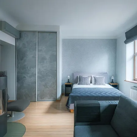 Barons Apartment